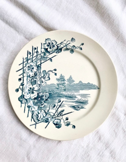 Cotage. French antique plate, Boch Frères